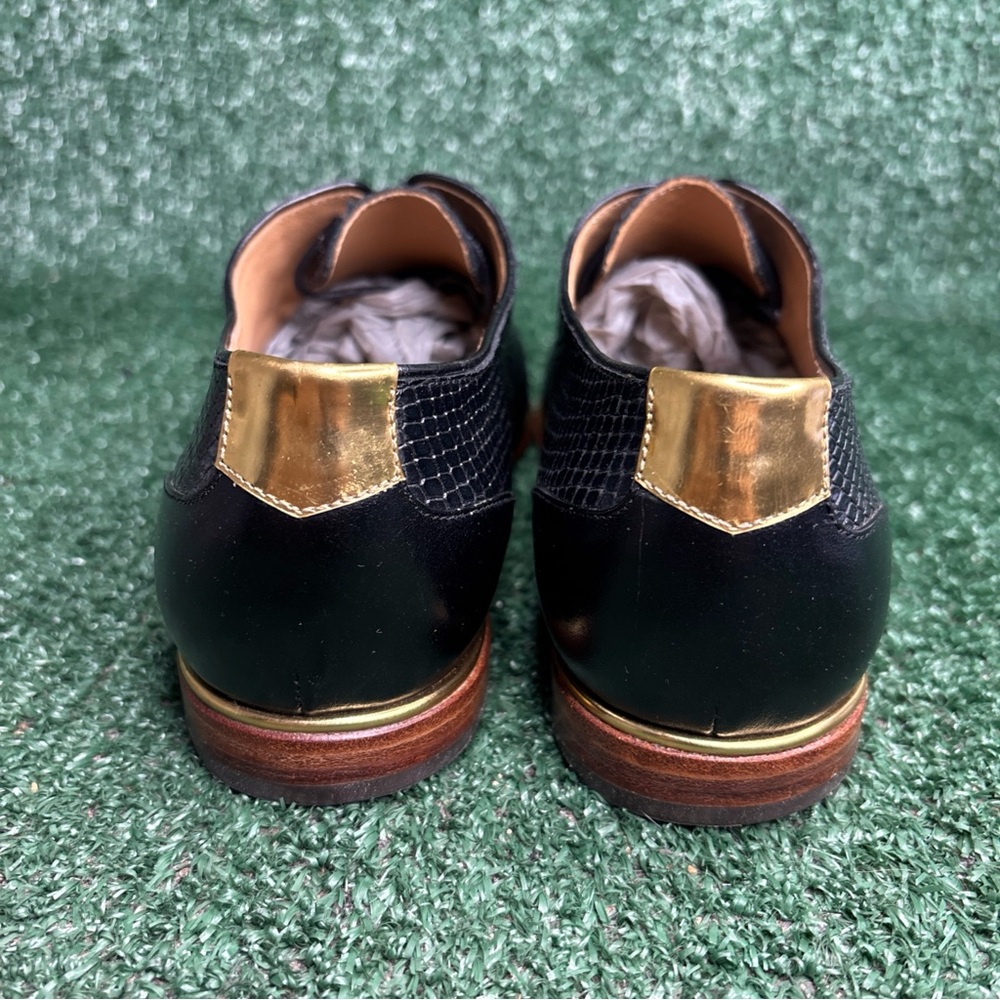 John Fluevog Black Textured Leather Lace-Up Heels - Picture 4 of 12